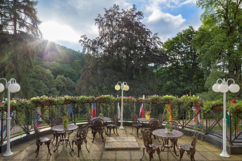 Ensana Butterfly Hotel